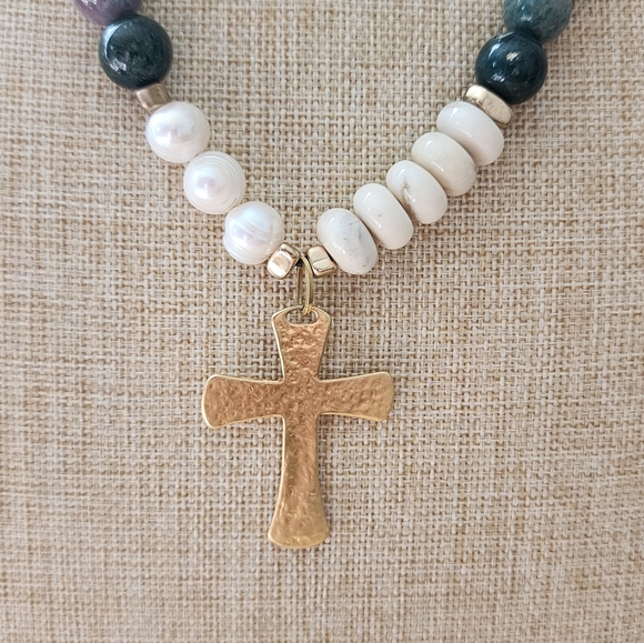 Elegant Multicolor Beaded Necklace and Earring Set - Picture 8 of 10